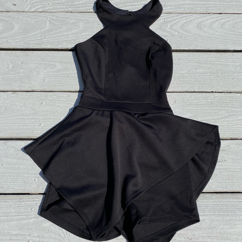 BLACK CHARLOTTE RUSSE ROMPER SIZE SMALL